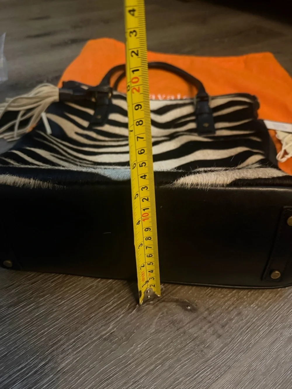 Zebra-Print Genuine animal hair/Leather Tote Bag with Tassel - Black & White - Picture 6 of 9
